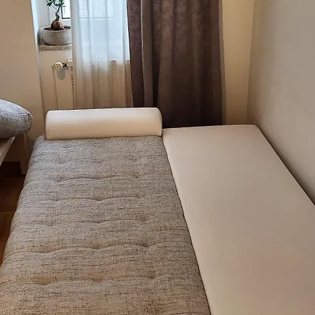 Grosses Zimmer Von Privat Sehr Zentral In Bad Homburg Stadtmitte * Bad Homburg vor der Hoehe