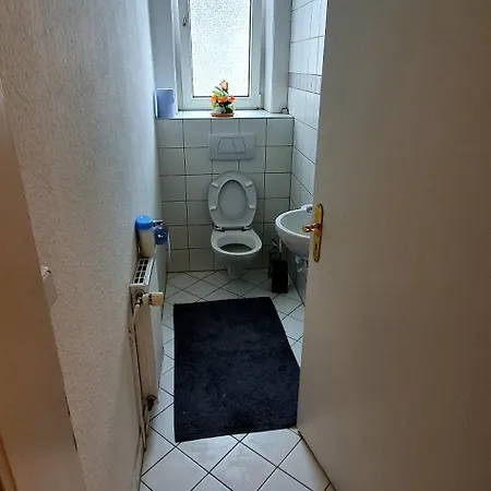 Grosses Zimmer Von Privat Sehr Zentral In Bad Homburg Stadtmitte *